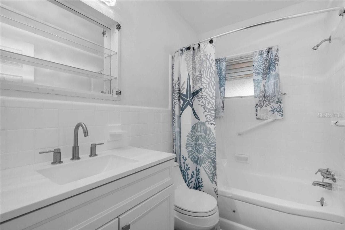 11435 2ND STREET — photo 8 of 22