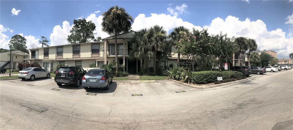 6039 VILLAGE CIRCLE — photo 35 of 36