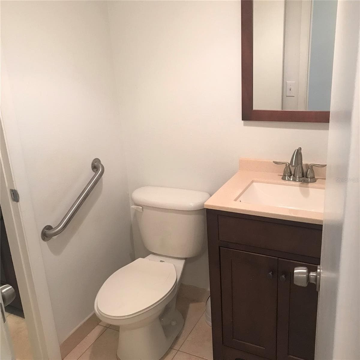 6039 VILLAGE CIRCLE — photo 16 of 36