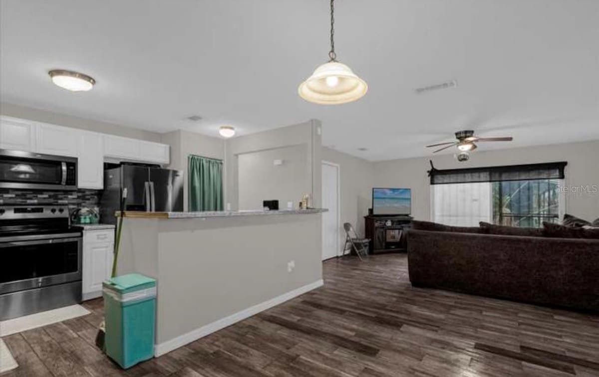 1783 FLORES COURT — photo 3 of 10
