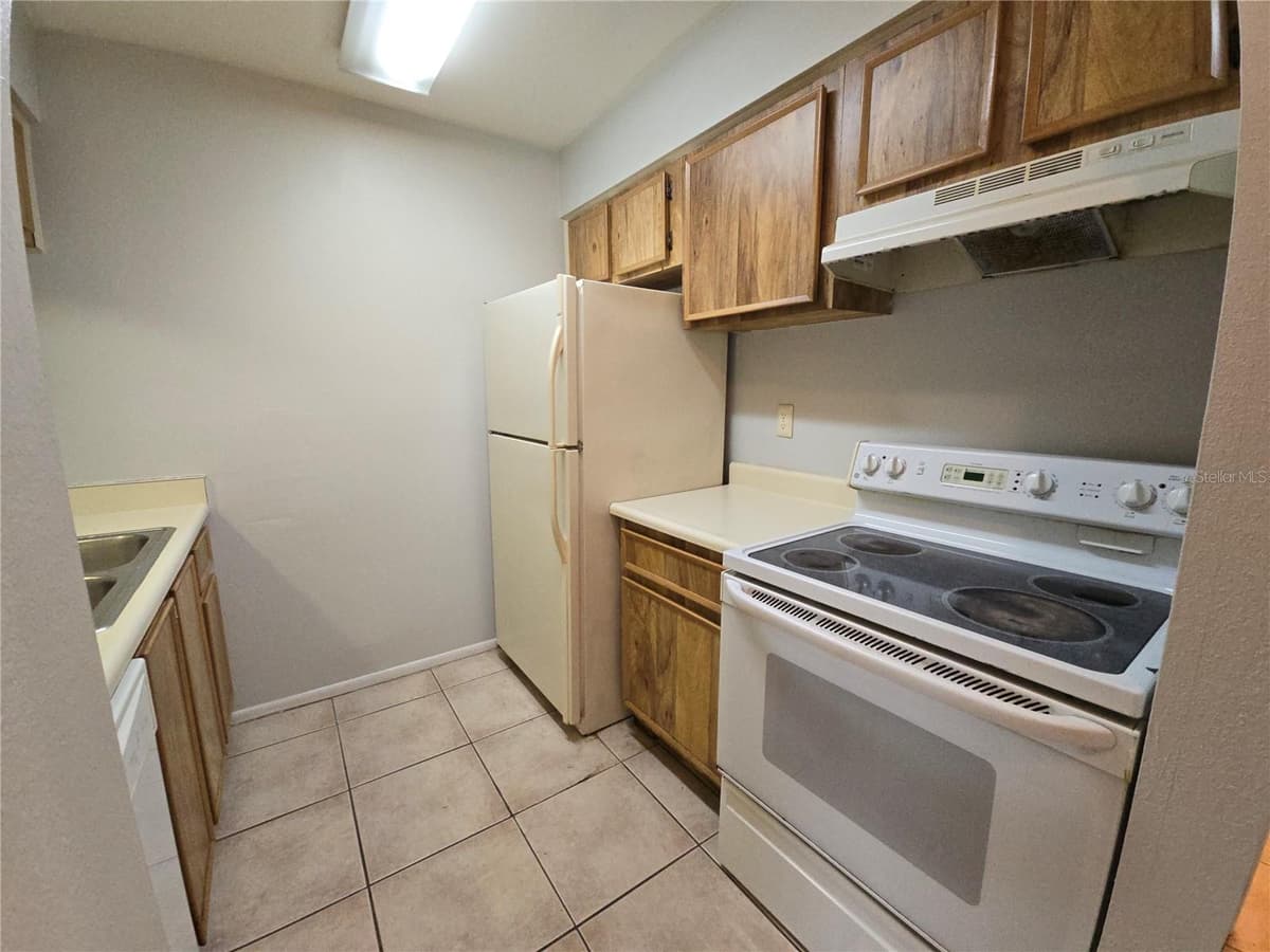 4031 TUMBLE WOOD TRAIL — photo 8 of 22