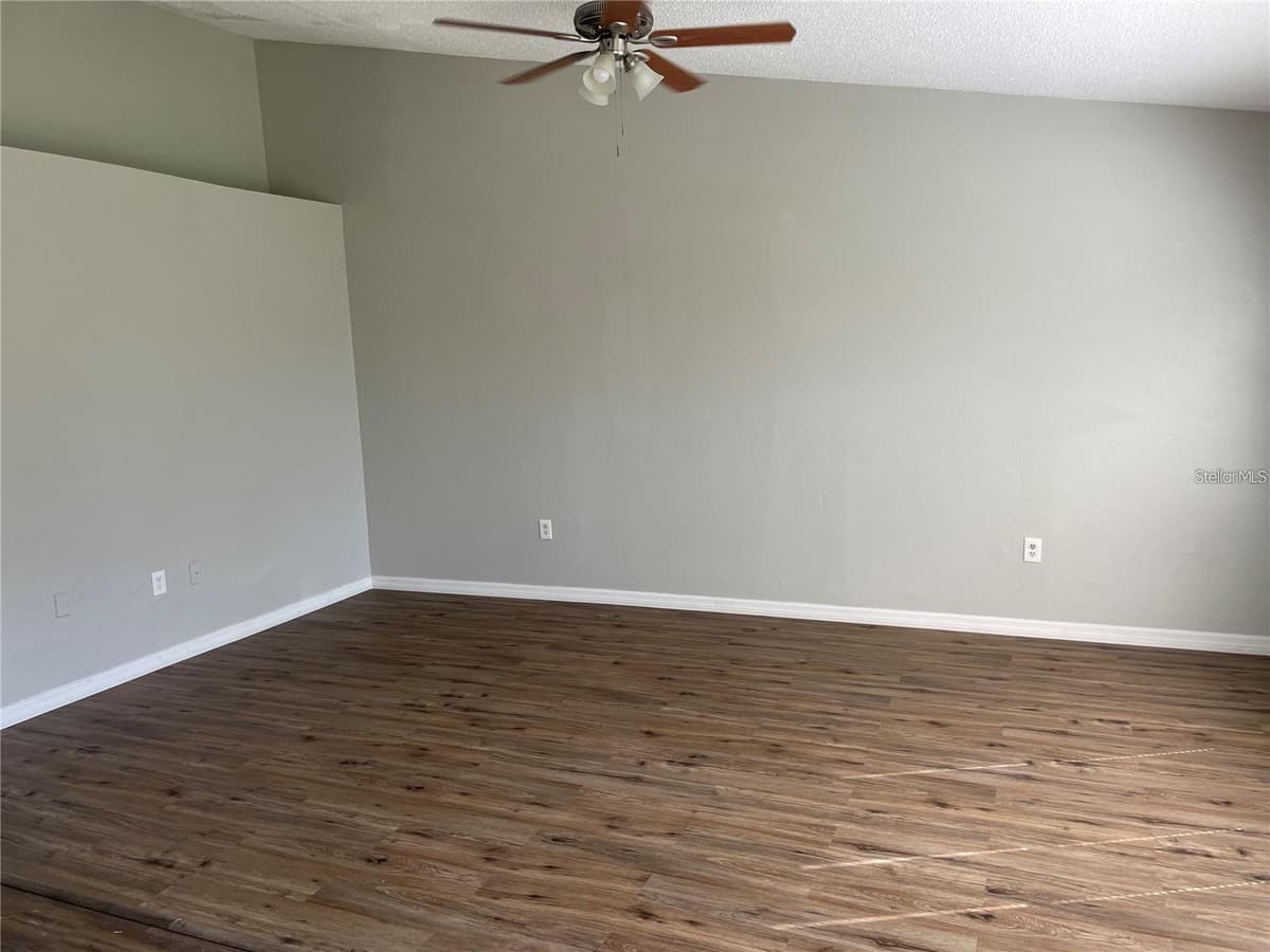 628 BLUEBILL COURT — photo 24 of 32