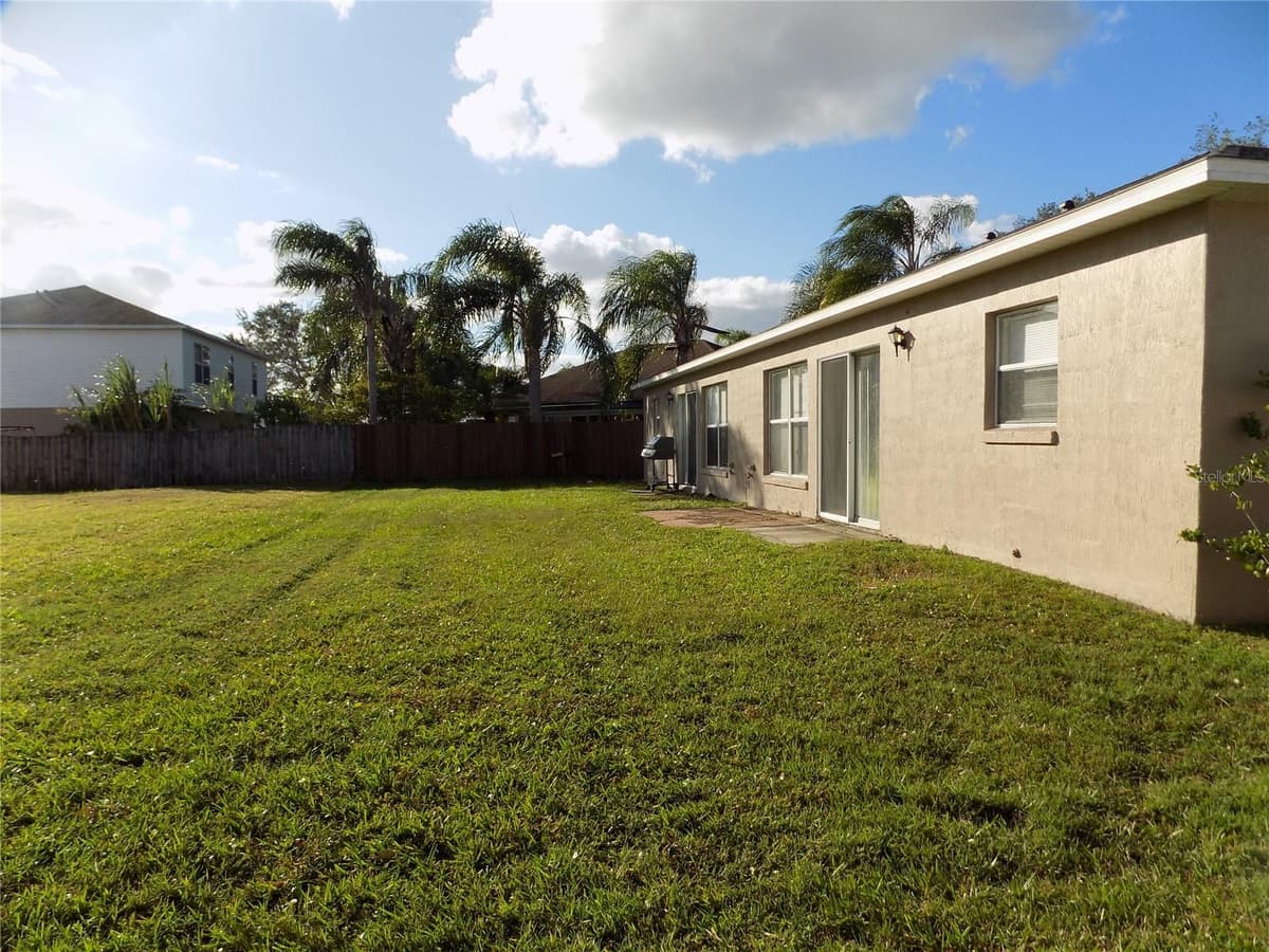 628 BLUEBILL COURT — photo 21 of 32