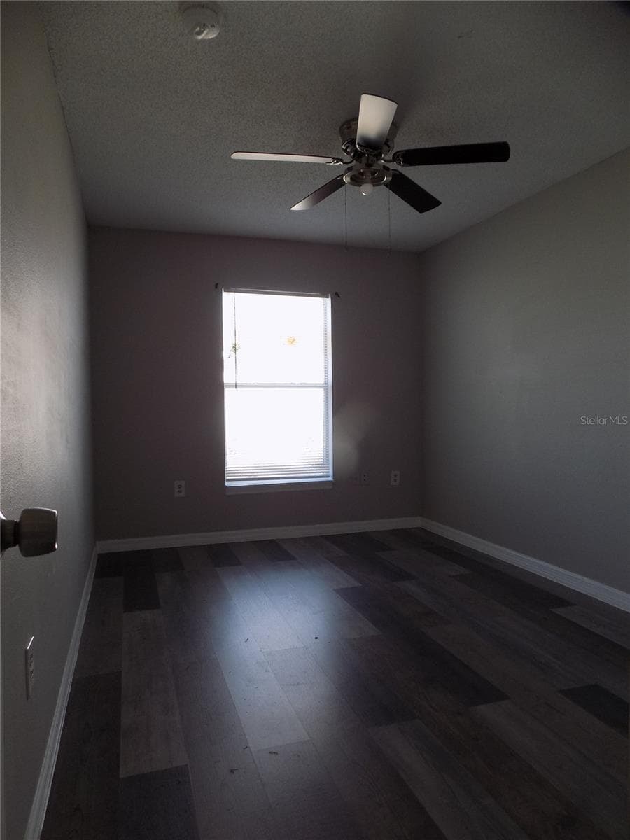 628 BLUEBILL COURT — photo 15 of 32