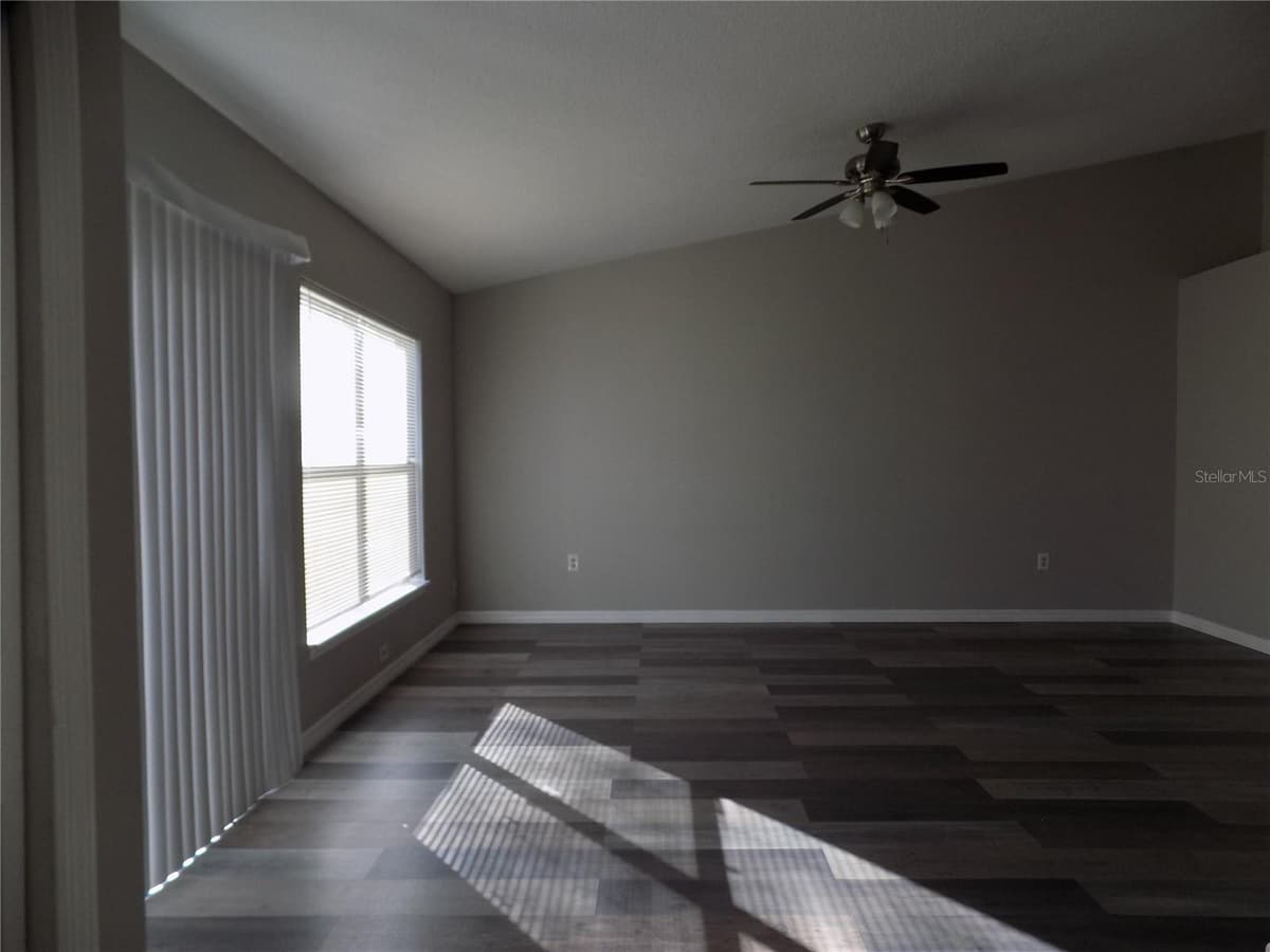 628 BLUEBILL COURT — photo 9 of 32