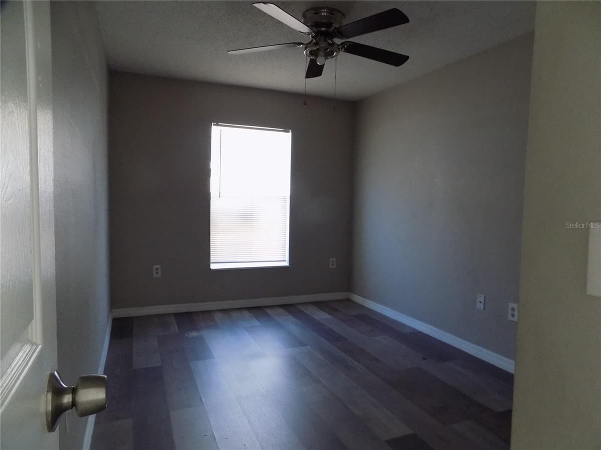 628 BLUEBILL COURT — photo 12 of 32