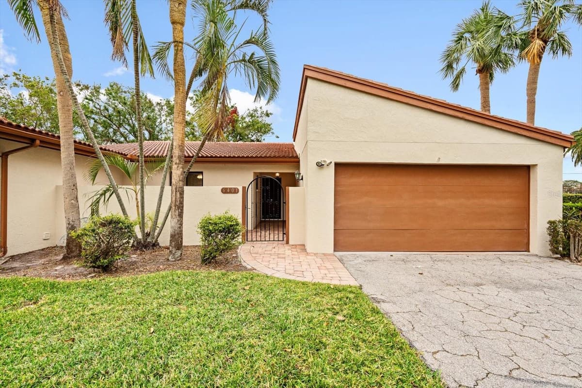 6401 PELICAN DRIVE — photo 1 of 30