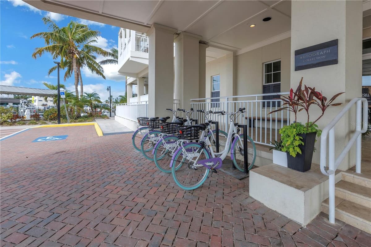 5325 MARINA DRIVE — photo 49 of 60