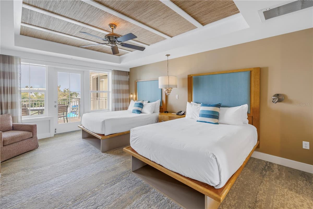 5325 MARINA DRIVE — photo 4 of 60
