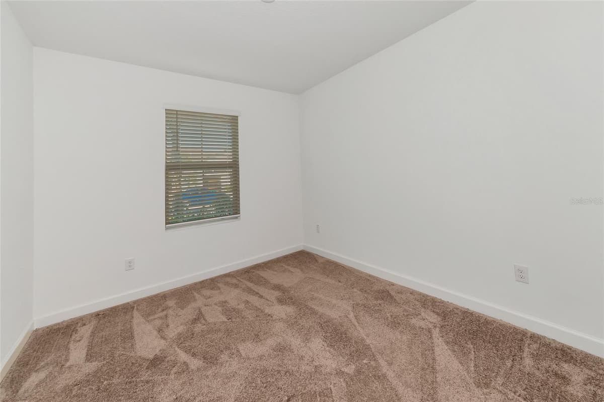 17322 HOLLY WELL AVENUE — photo 23 of 64