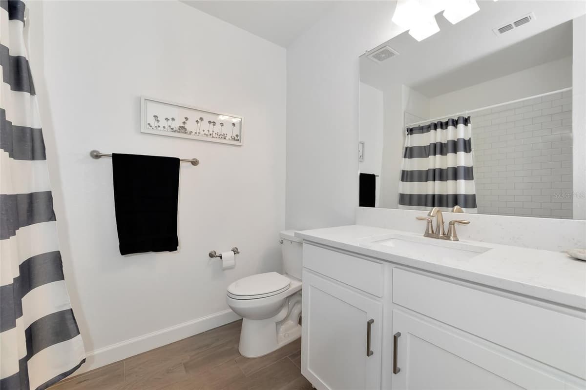 17322 HOLLY WELL AVENUE — photo 25 of 64