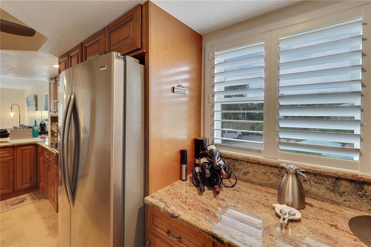 5031 BEACH ROAD — photo 13 of 41