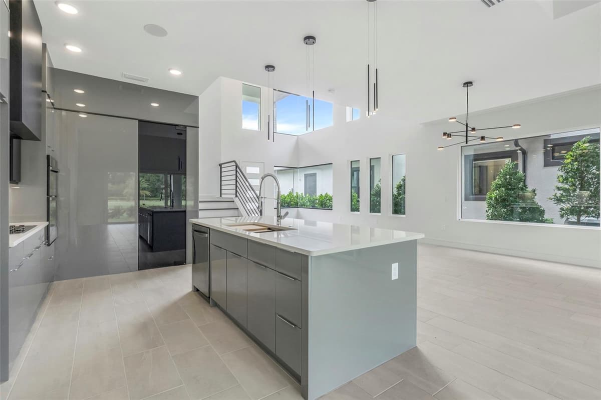 3015 KENSINGTON AVENUE — photo 15 of 35