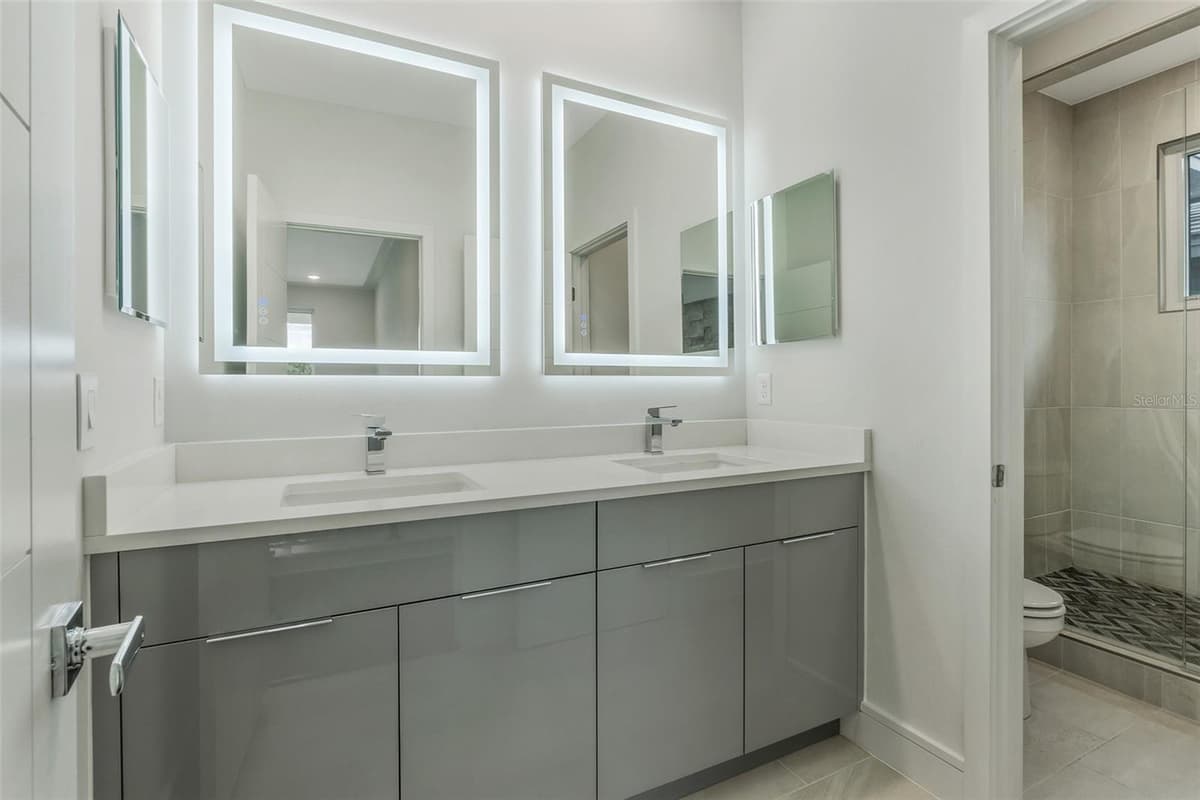 3015 KENSINGTON AVENUE — photo 30 of 35