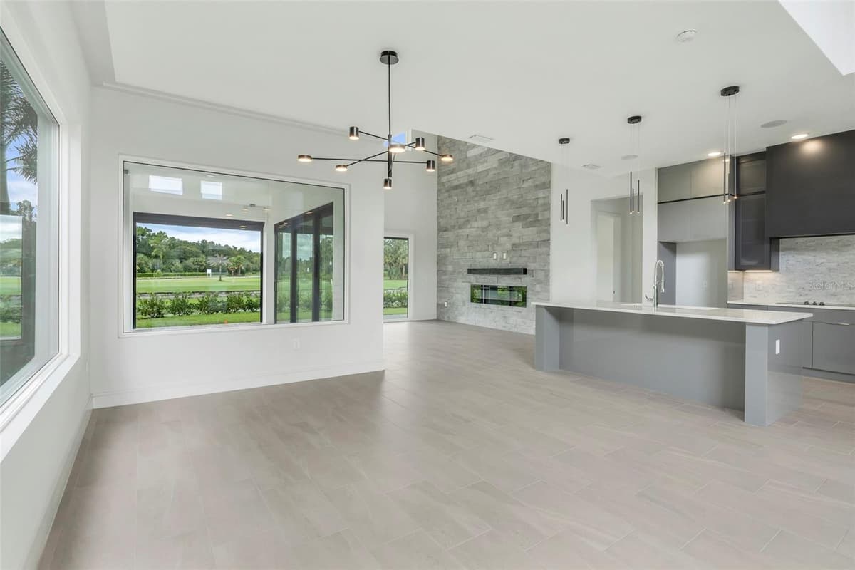 3015 KENSINGTON AVENUE — photo 12 of 35