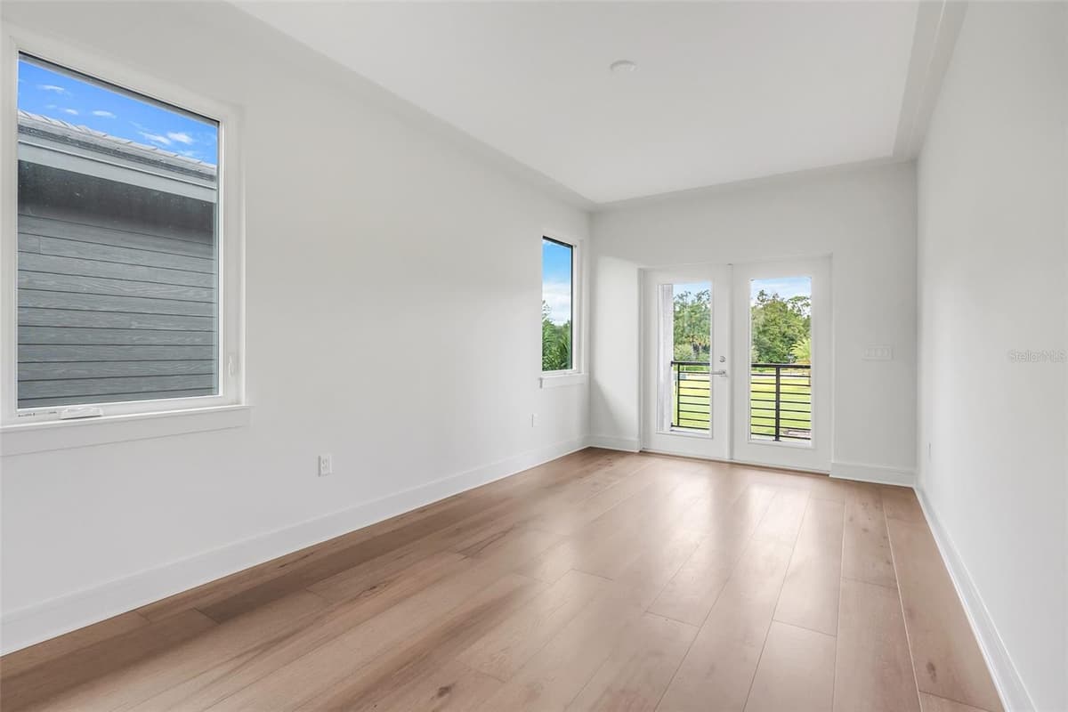 3015 KENSINGTON AVENUE — photo 28 of 35