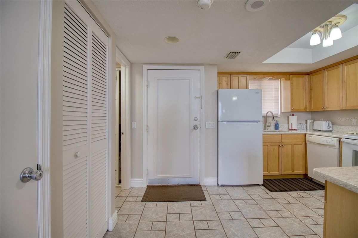 5915 SEA RANCH DRIVE — photo 20 of 66