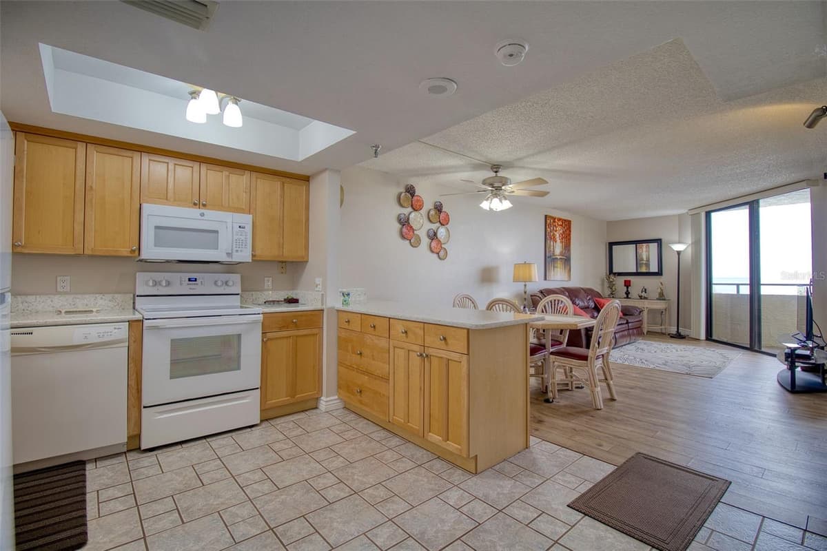 5915 SEA RANCH DRIVE — photo 22 of 66