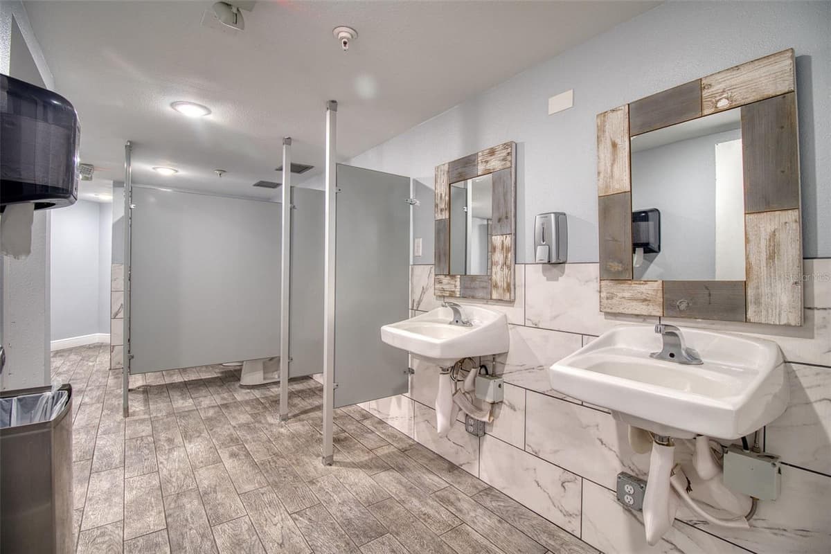 5915 SEA RANCH DRIVE — photo 59 of 66