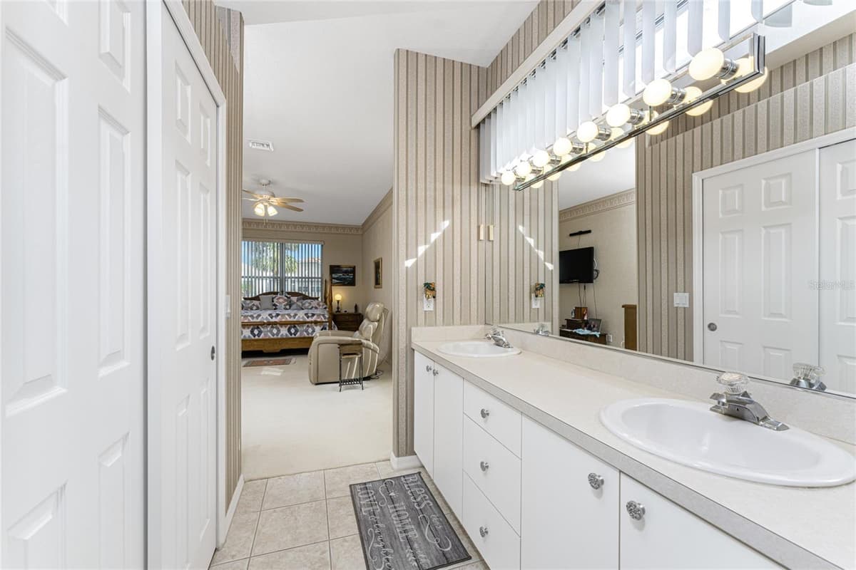 10214 WINDSONG RD — photo 25 of 67