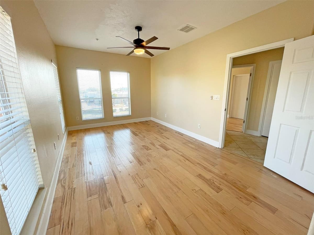 7580 TOSCANA BOULEVARD — photo 22 of 43