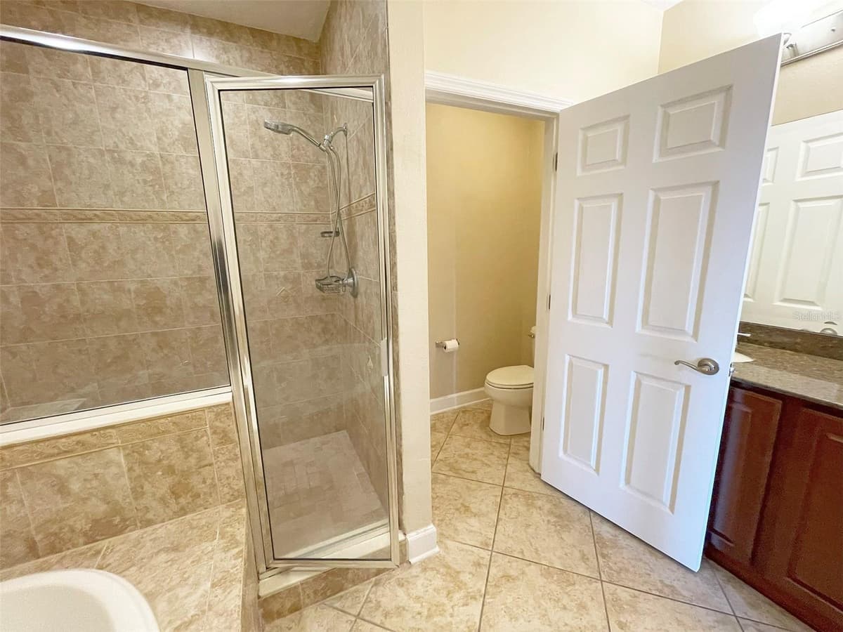 7580 TOSCANA BOULEVARD — photo 28 of 43