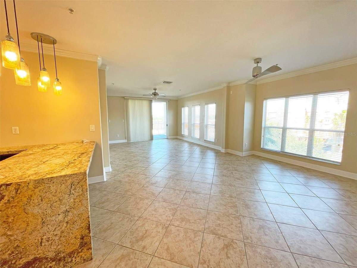 7580 TOSCANA BOULEVARD — photo 3 of 43
