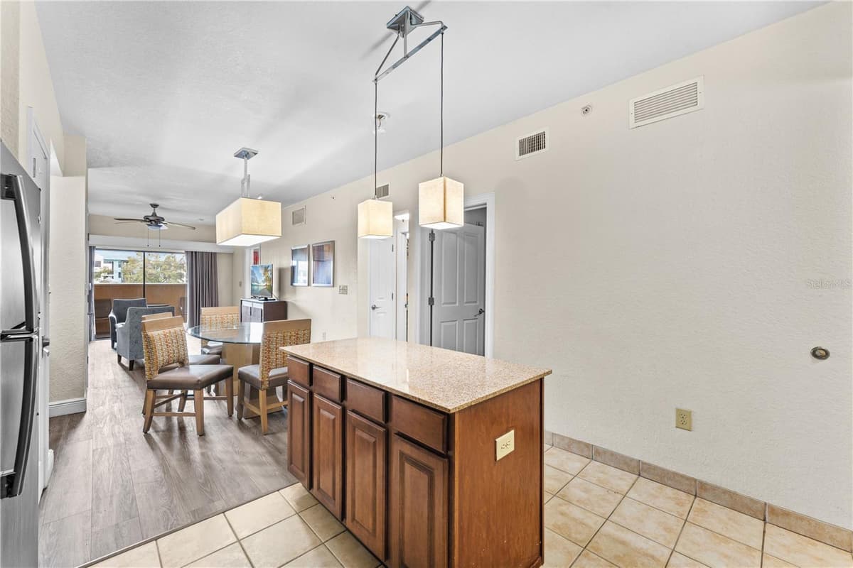 12544 FLORIDAYS RESORT DRIVE — photo 12 of 39