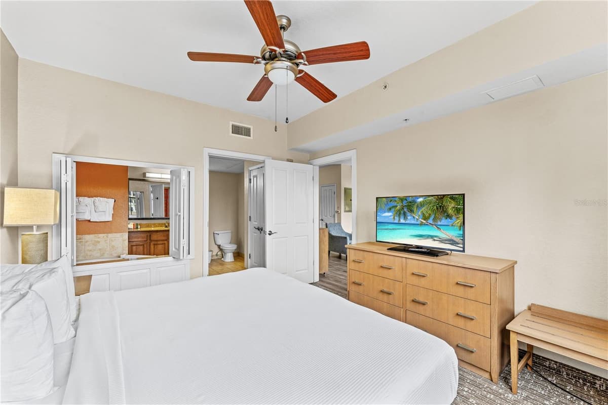 12544 FLORIDAYS RESORT DRIVE — photo 20 of 39