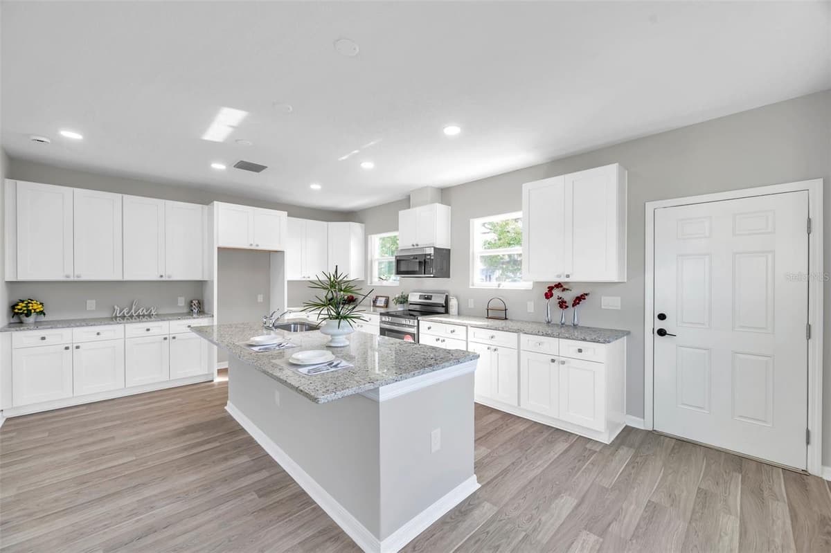 5742 MEADOWLANE STREET — photo 3 of 88