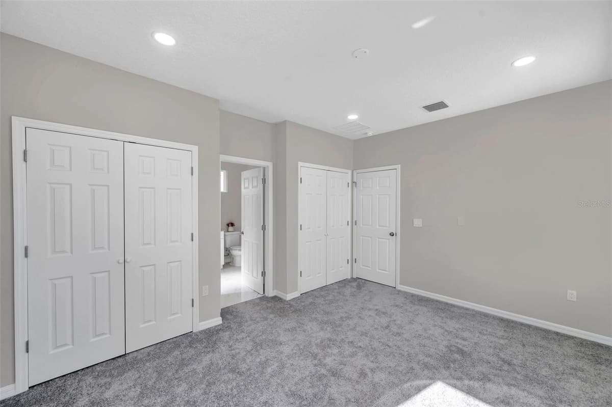 5742 MEADOWLANE STREET — photo 19 of 88