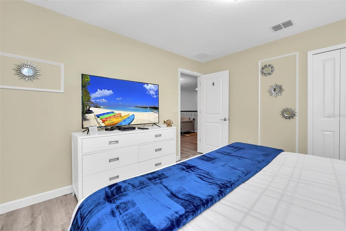 9194 SOMMERSET HILLS DRIVE — photo 44 of 68
