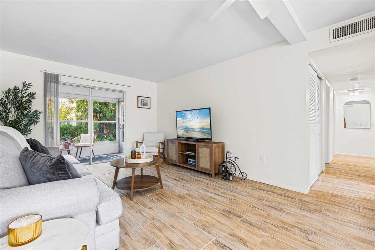 1853 RESTFUL DRIVE — photo 9 of 29