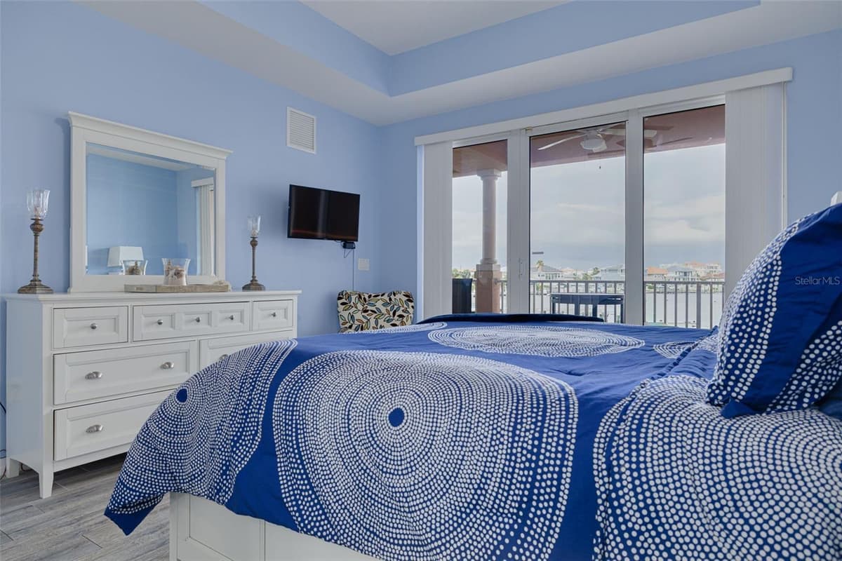 530 GULFVIEW BOULEVARD — photo 18 of 40