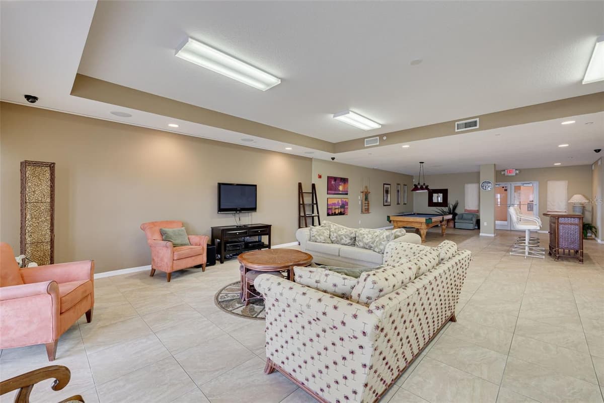 530 GULFVIEW BOULEVARD — photo 32 of 40