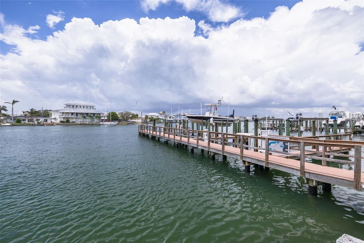 530 GULFVIEW BOULEVARD — photo 30 of 40
