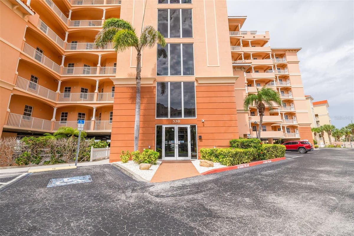 530 GULFVIEW BOULEVARD — photo 2 of 40