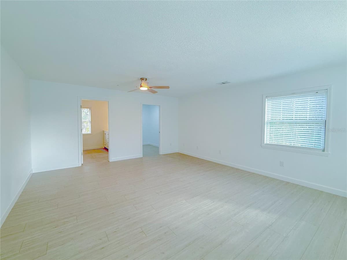 2827 SANCTUARY LANE — photo 40 of 59