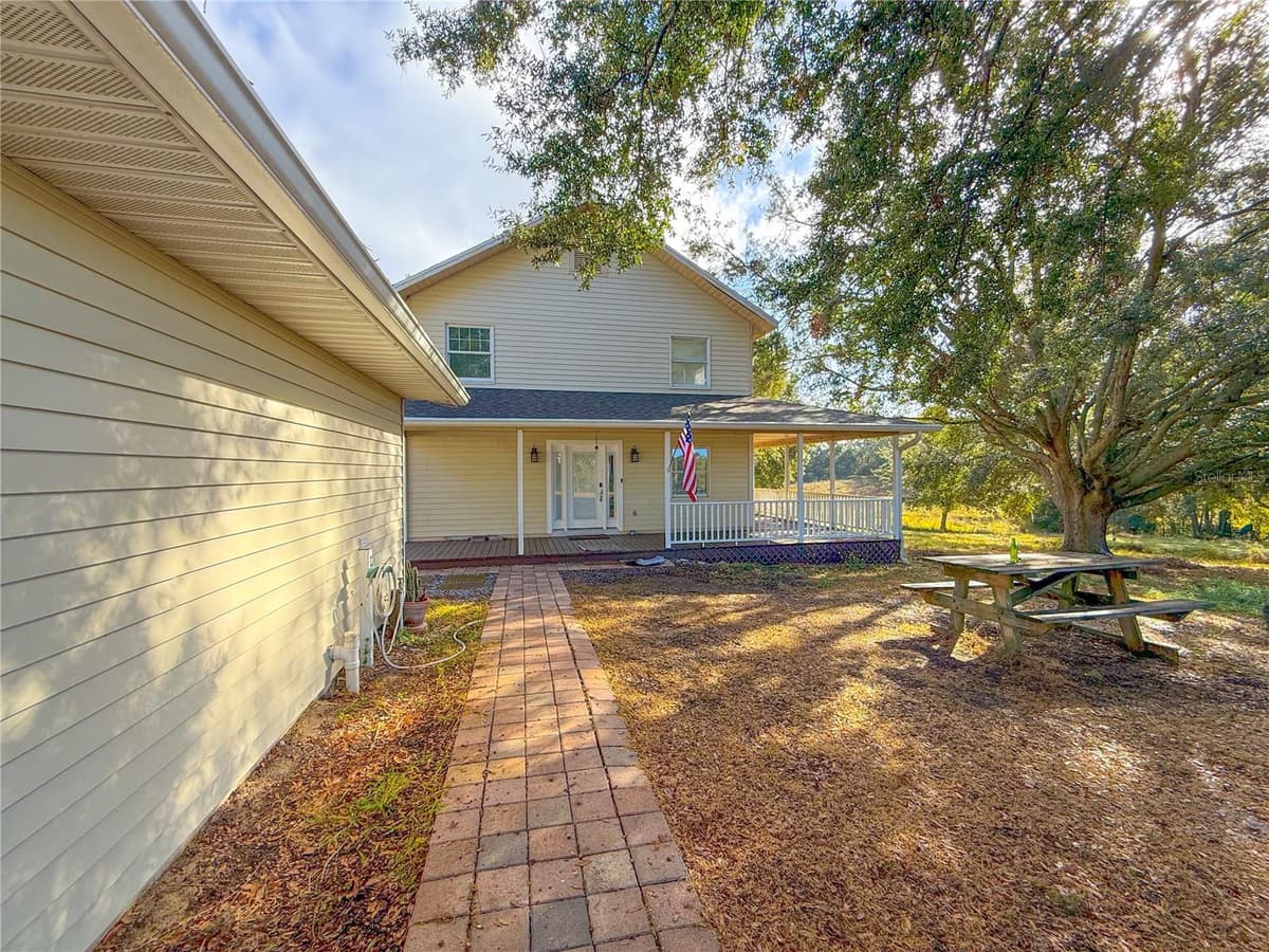2827 SANCTUARY LANE — photo 3 of 59