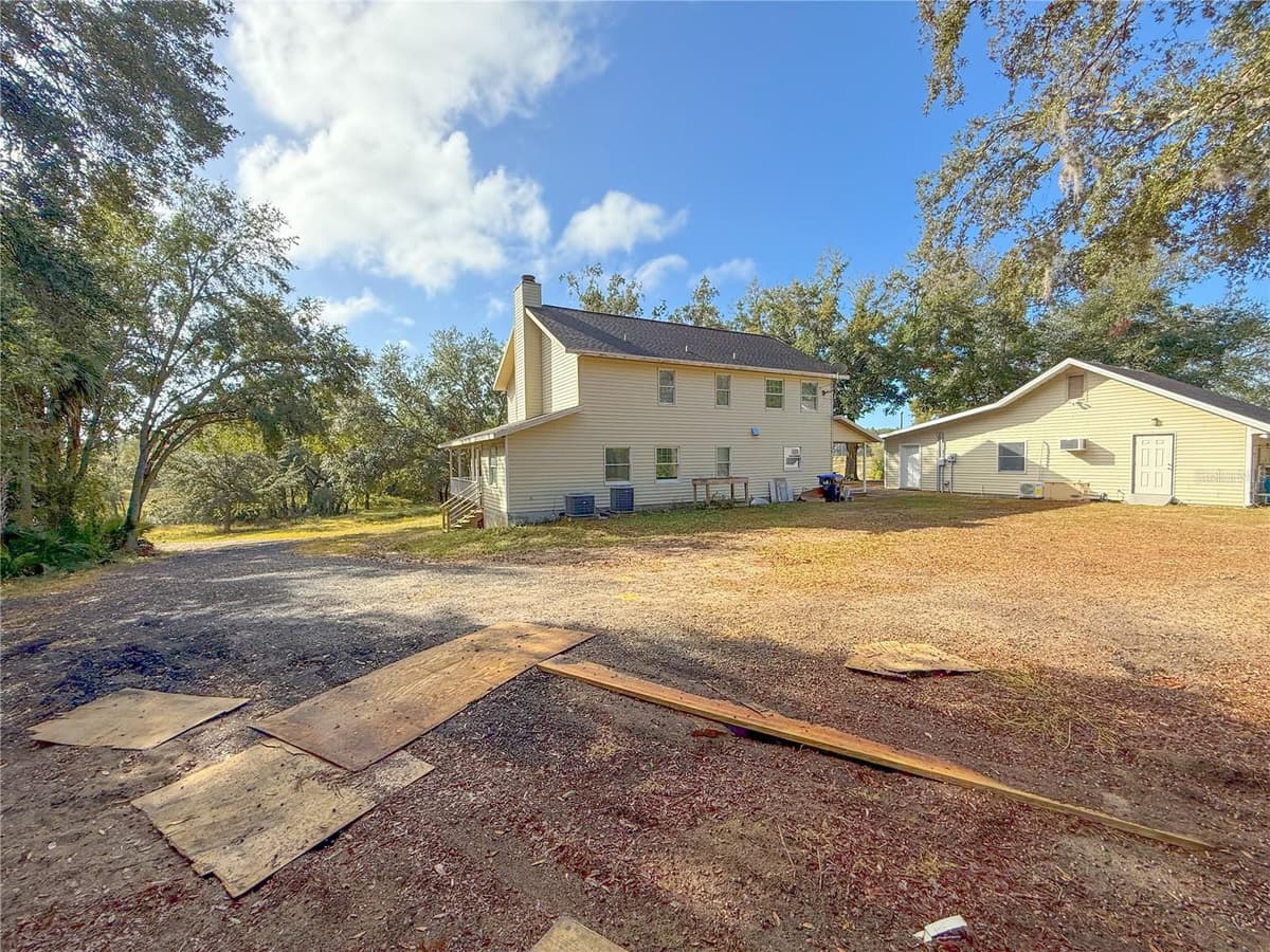 2827 SANCTUARY LANE — photo 7 of 59