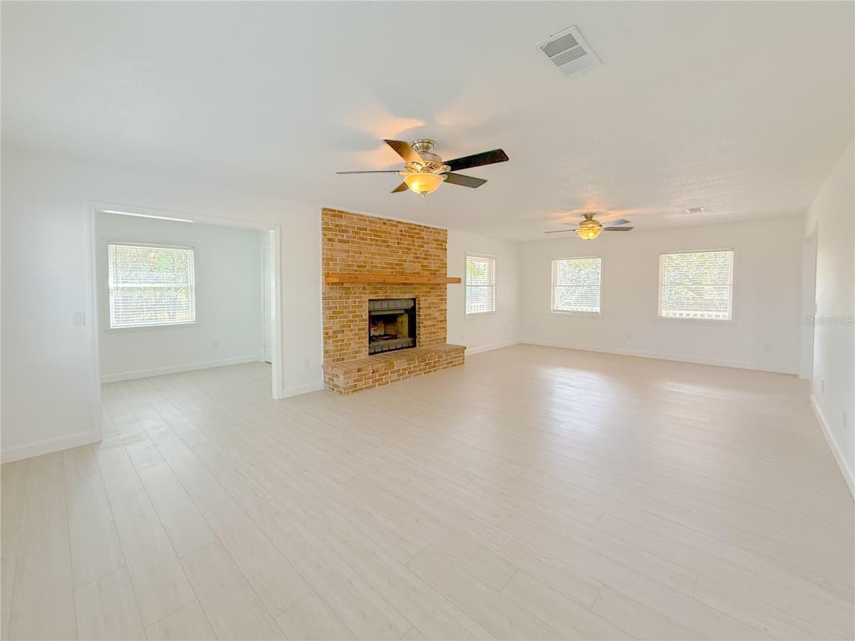 2827 SANCTUARY LANE — photo 25 of 59