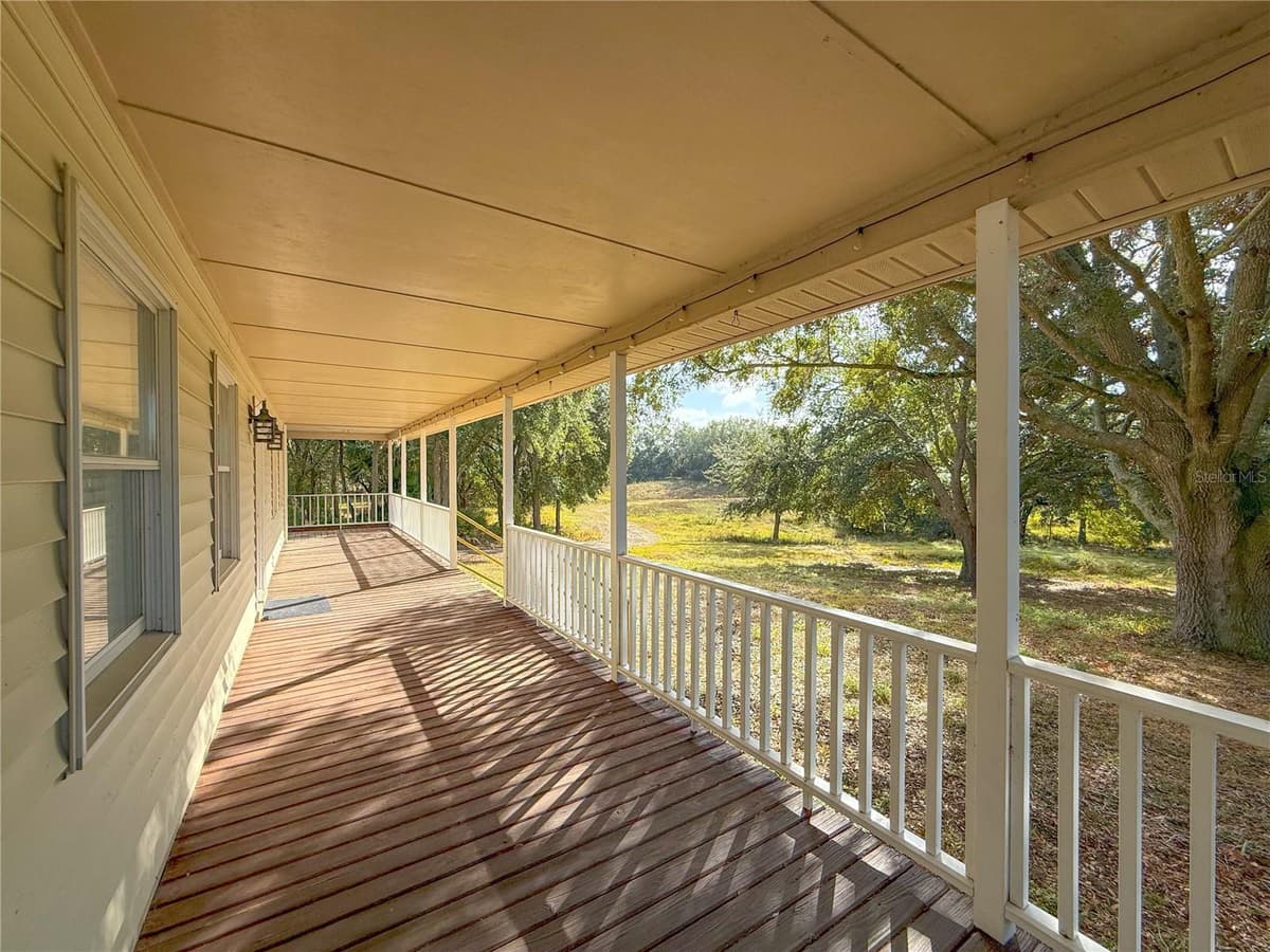 2827 SANCTUARY LANE — photo 9 of 59