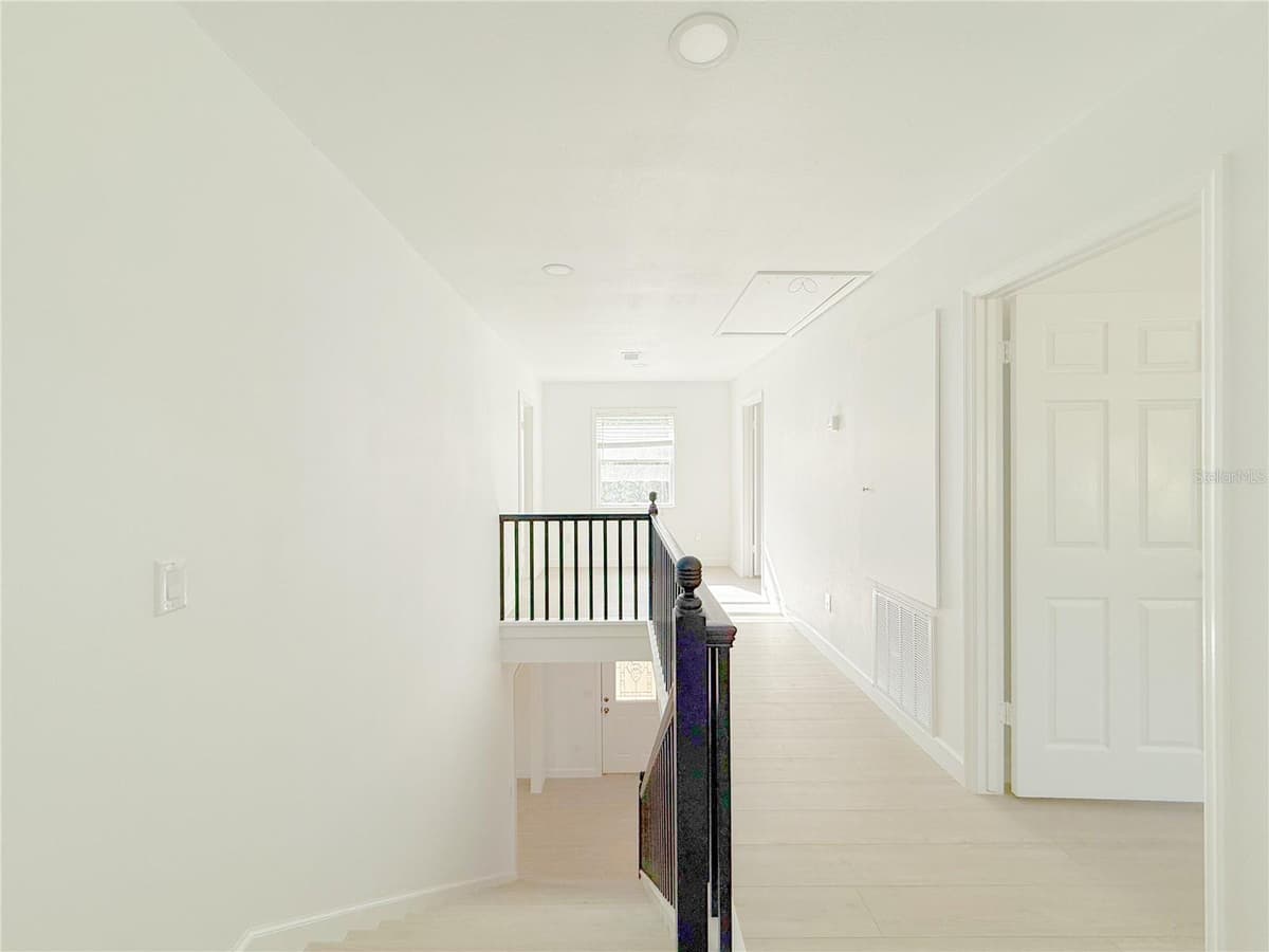 2827 SANCTUARY LANE — photo 34 of 59