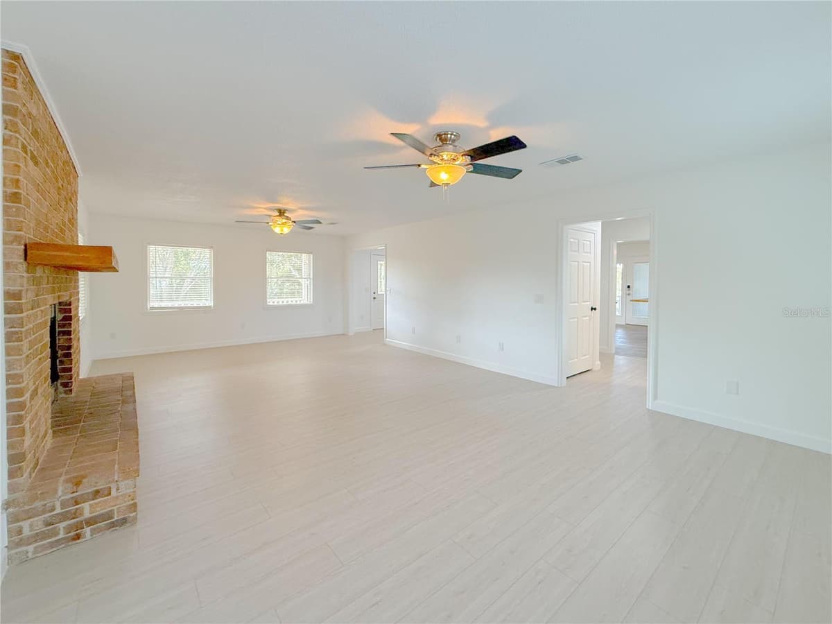 2827 SANCTUARY LANE — photo 24 of 59
