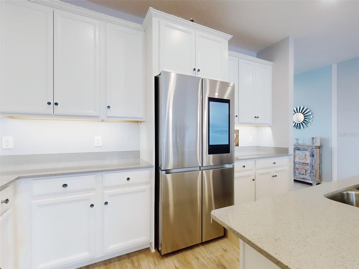 962 COMPASS LANDING DRIVE — photo 17 of 63