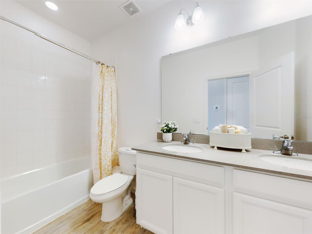962 COMPASS LANDING DRIVE — photo 43 of 63