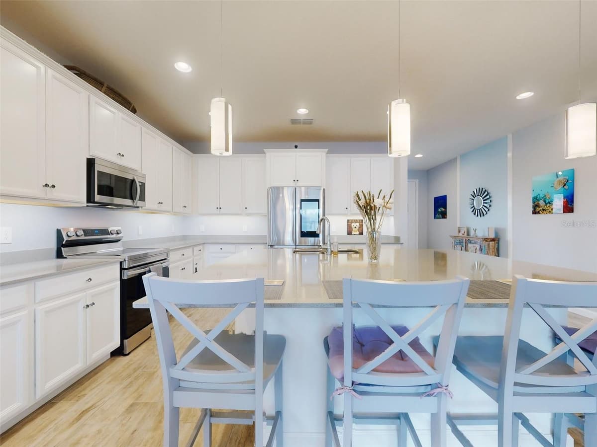 962 COMPASS LANDING DRIVE — photo 14 of 63