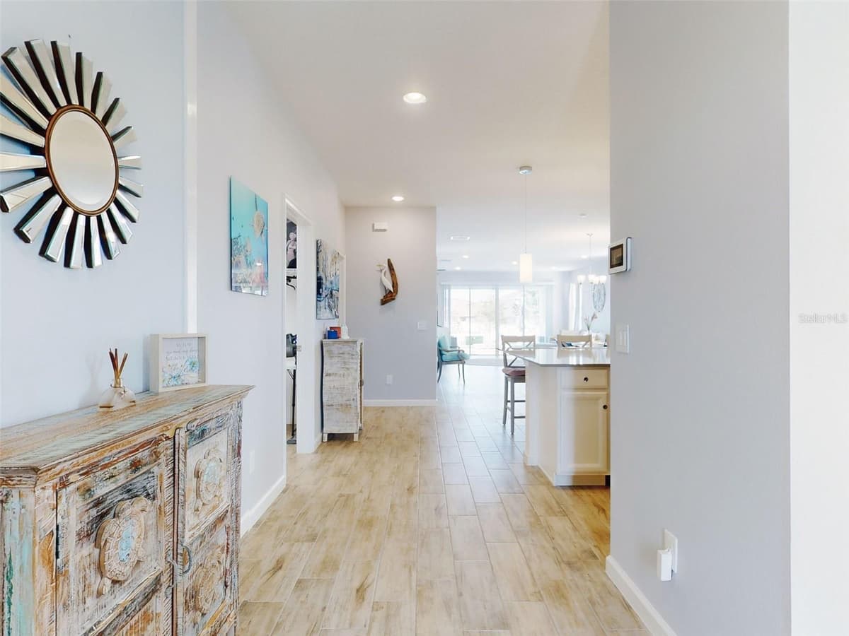 962 COMPASS LANDING DRIVE — photo 6 of 63