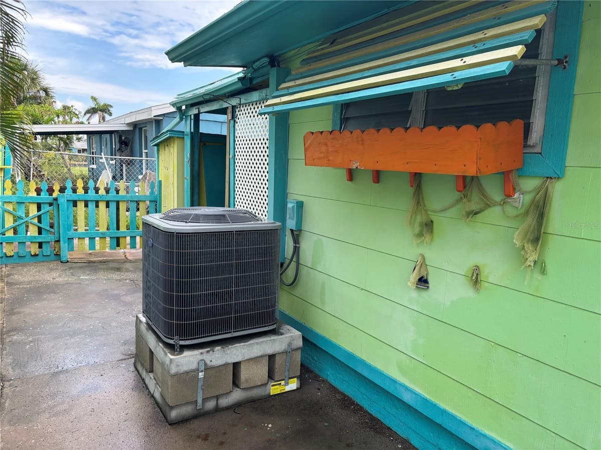 18006 4TH STREET — photo 8 of 32