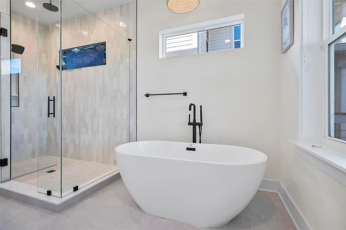 200 SURFVIEW LANE — photo 35 of 73
